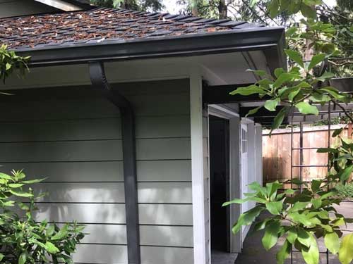 Upgrade your Martha Lake house gutters in WA near 98037