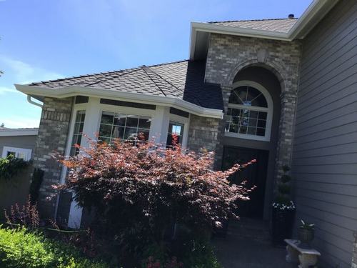 Upgrade your Mukilteo house gutters in WA near 98275