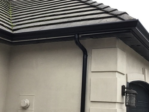 Get new Naval Station home gutters in WA near 98207
