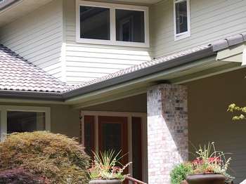 Let our experts Hoquium replace gutters in WA near 98382