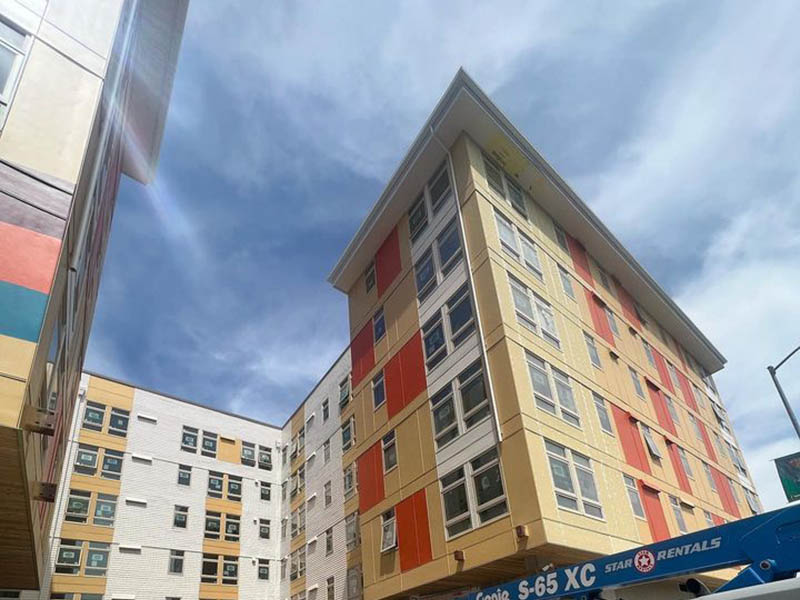 Experienced Phoenix commercial gutter install in AZ near 85001
